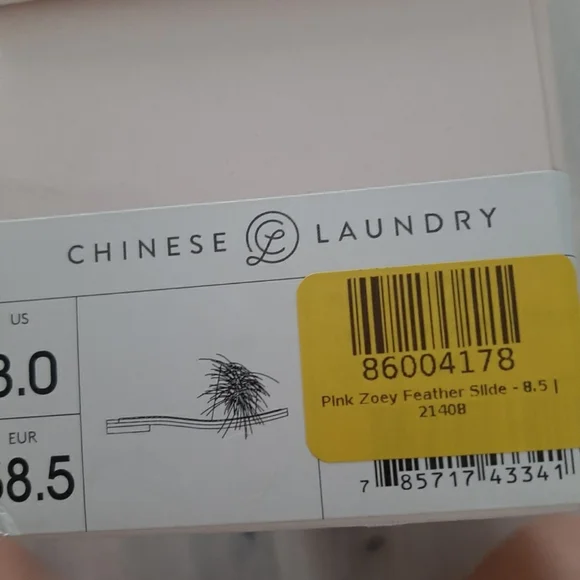 Sandals - Picture 4 of 5